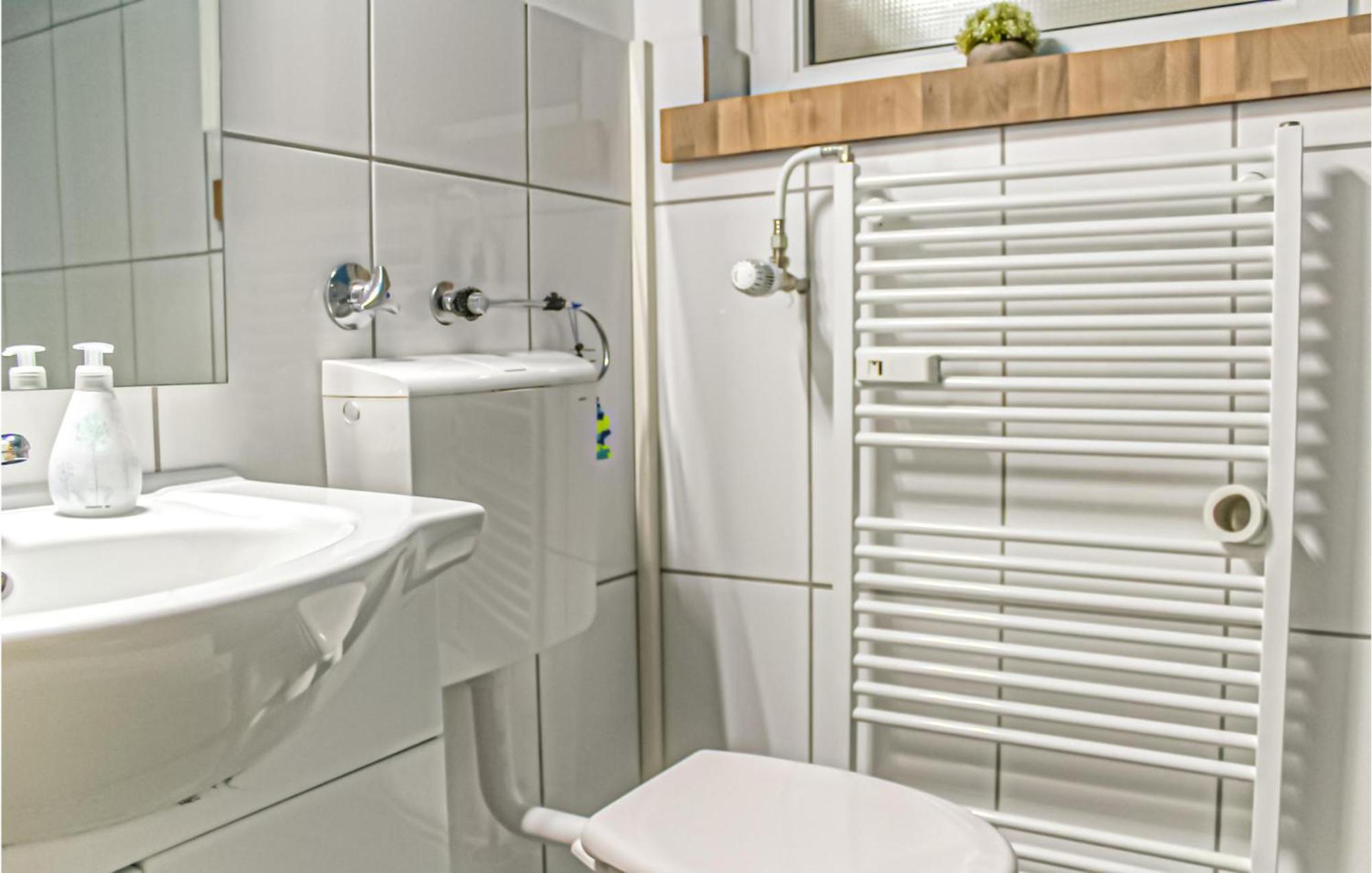 1 Bedroom Stunning Apartment In Ντέτμολντ Εξωτερικό φωτογραφία